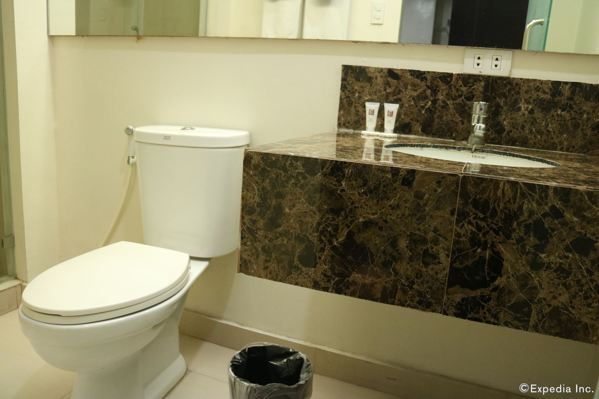 Gt Hotel Iloilo Εξωτερικό φωτογραφία